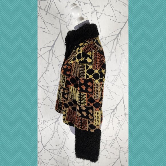 Tib Design Eclectic Textured Fleece Boxy Fit Cardigan - Picture 3 of 6